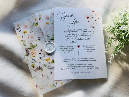 Invitatia cu vellum model flaral cod 1626